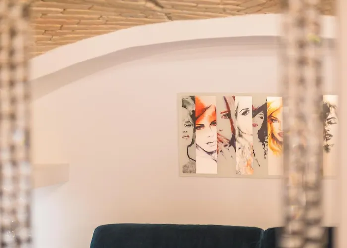 Presidential * Budapeşte